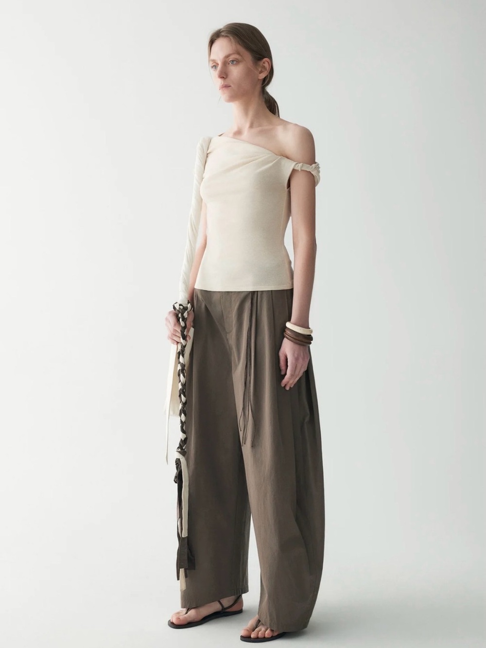 INSIS FEMME Asymmetric One-Shoulder Cream Knit Top - Picture 3 of 13
